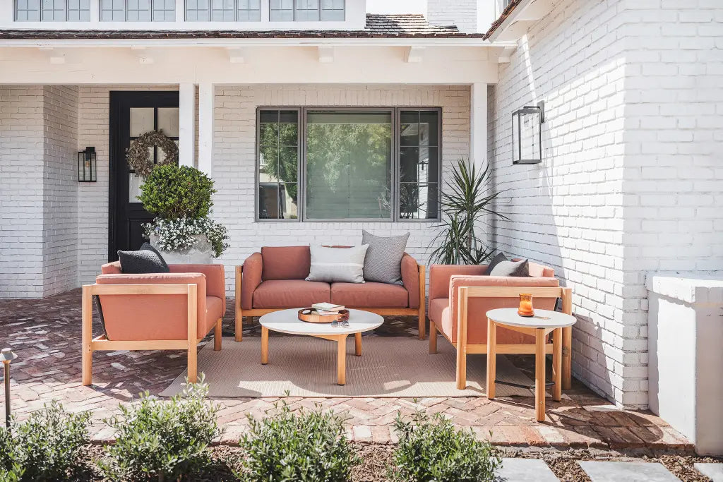7 Essential Tips for Choosing the Perfect Patio Furniture Set