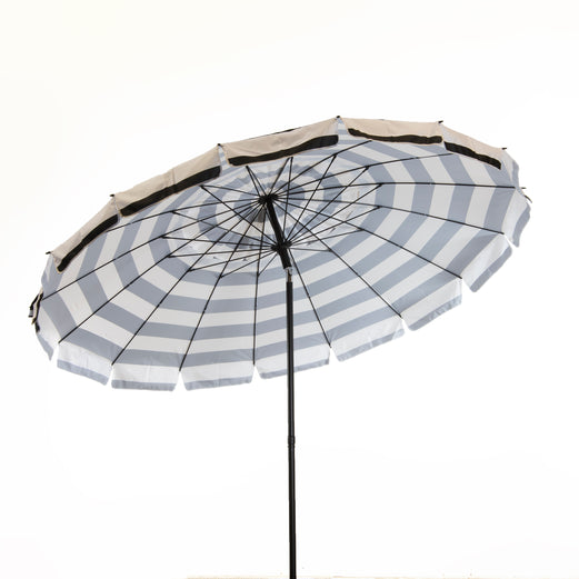 heininger patio umbrella Deluxe 8 ft Black and White Stripe Patio & Beach Umbrella with Travel Bag